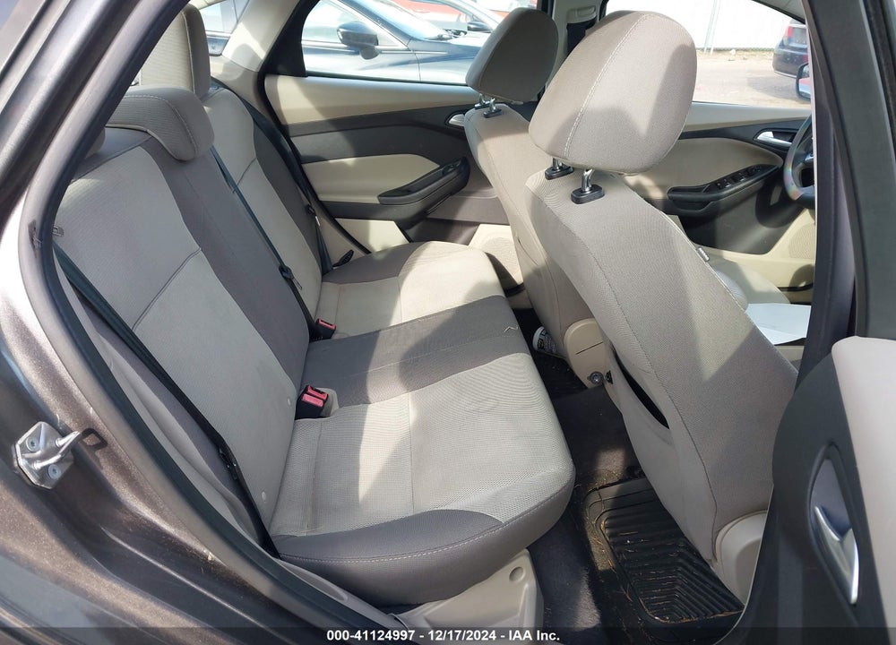 2014 FORD FOCUS VIN: 1FADP3F24EL457901