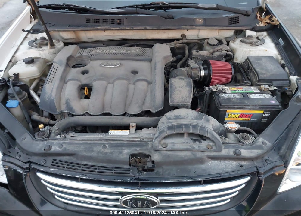 2008 KIA OPTIMA LX VIN: KNAGE123585261522