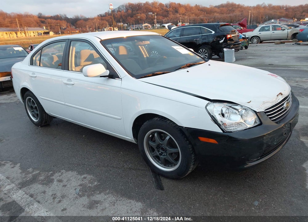 2008 KIA OPTIMA LX VIN: KNAGE123585261522