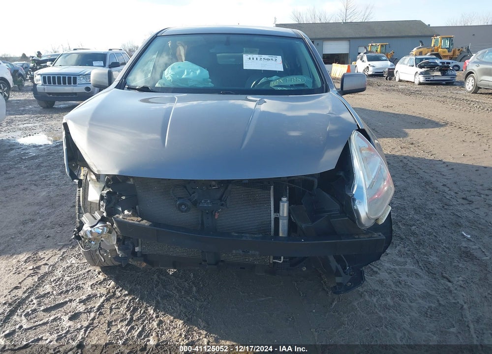 2013 NISSAN ROGUE S VIN: JN8AS5MT0DW550113