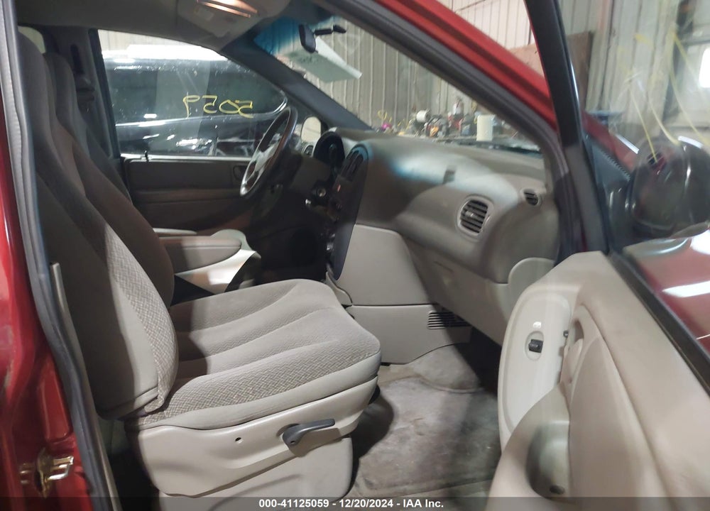 2004 DODGE CARAVAN SXT VIN: 1D4GP45R44B555099