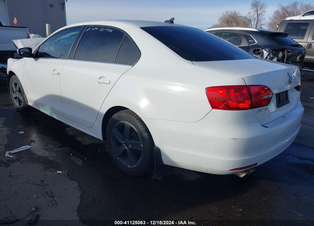 2014 VOLKSWAGEN JETTA 2.0L TDI VIN: 3VWLL7AJ4EM407258
