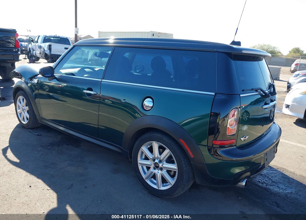 2011 MINI COOPER S CLUBMAN VIN: WMWZG3C57BTY35863