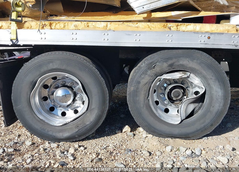 2013 UTILITY TRAILER MFG TRAILER VIN: 1UYVS2537DU620813
