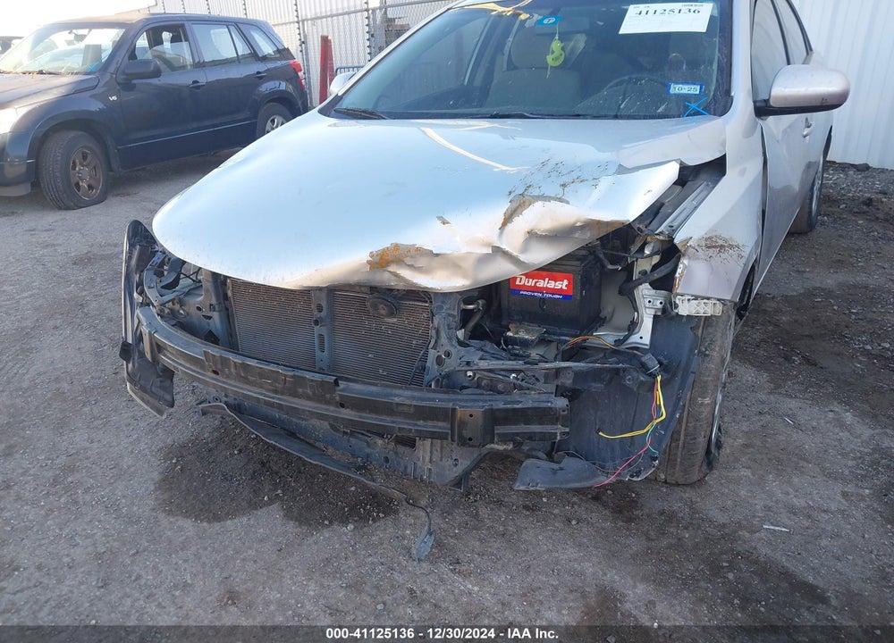 2011 KIA FORTE VIN: KNAFT4A26B5418641