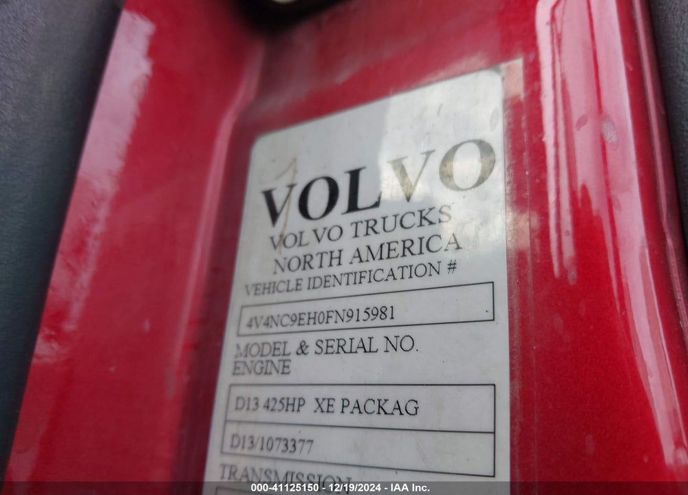 2015 VOLVO VN VNL VIN: 4V4NC9EH0FN915981