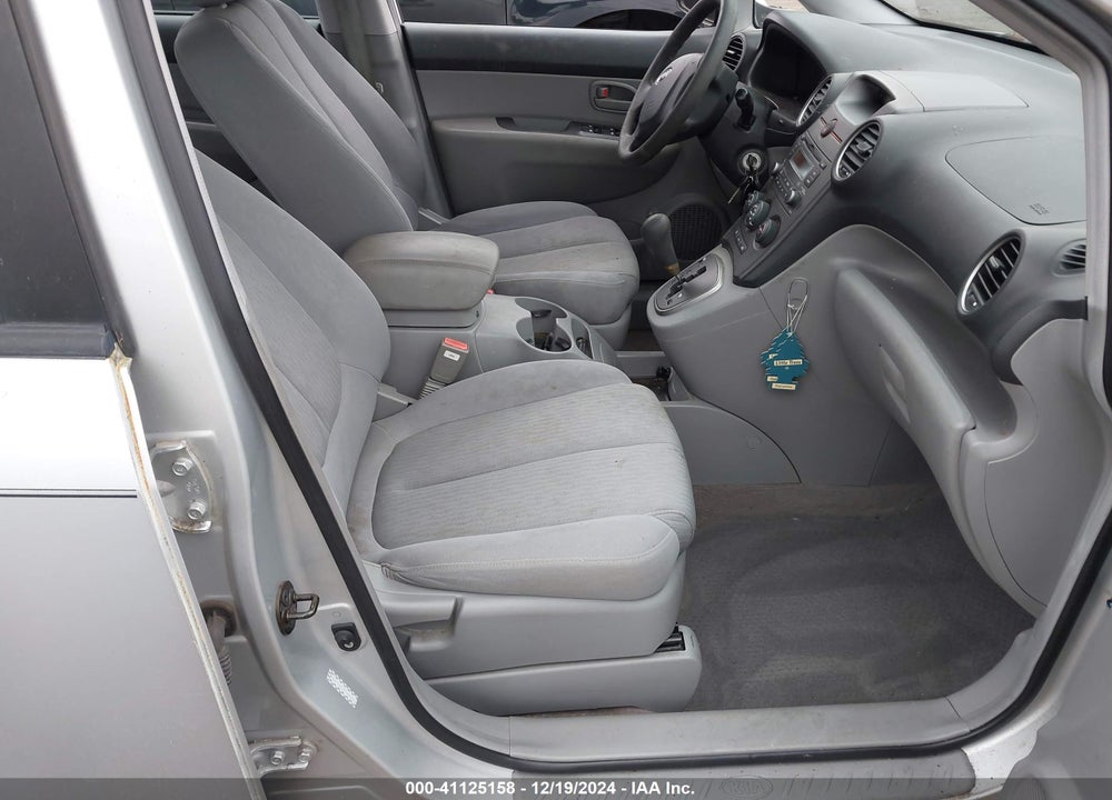 2007 KIA RONDO LX VIN: KNAFG525077049760