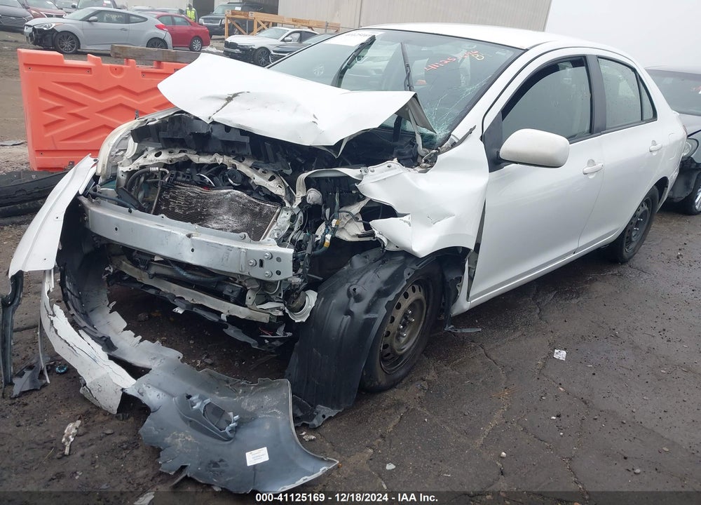 2012 TOYOTA YARIS VIN: JTDBT4K35C1421029