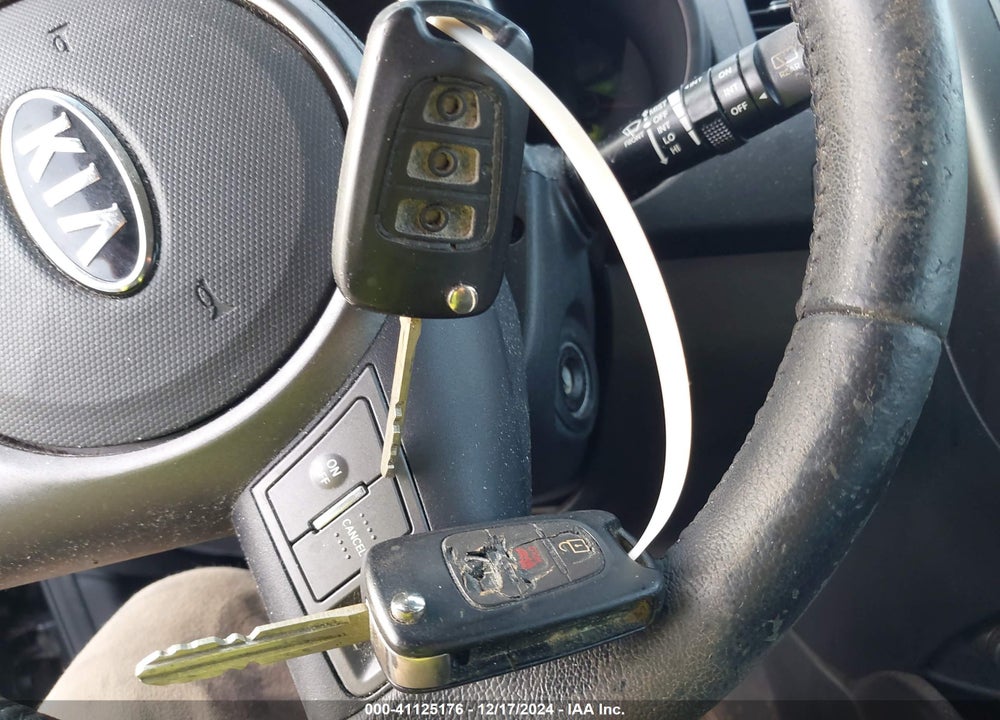 2012 KIA SOUL VIN: KNDJT2A61C7416841