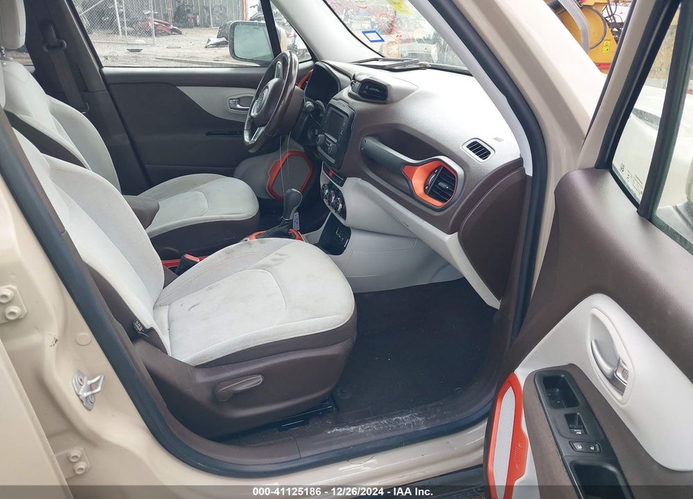 2015 JEEP RENEGADE LATITUDE VIN: ZACCJABT0FPB57990