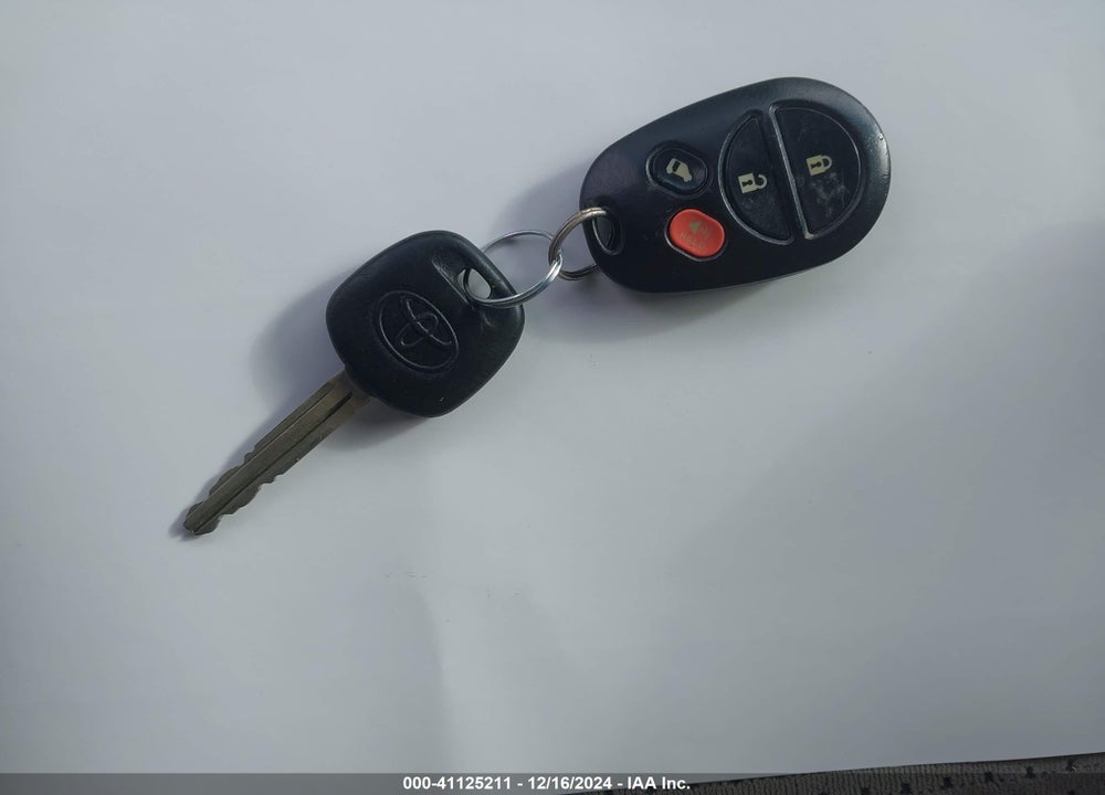 2006 TOYOTA SIENNA LE VIN: 5TDZA23C26S579827