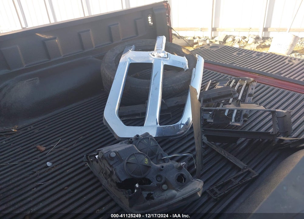 2019 RAM 1500 CLASSIC VIN: 1C6RR6LT1KS563742