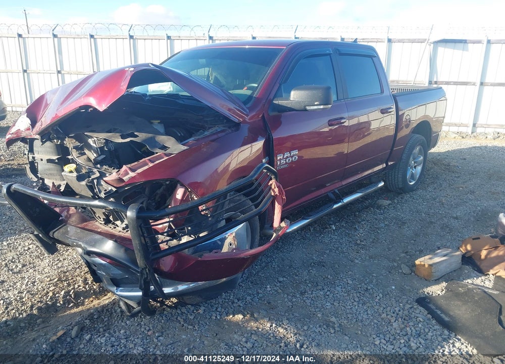 2019 RAM 1500 CLASSIC VIN: 1C6RR6LT1KS563742