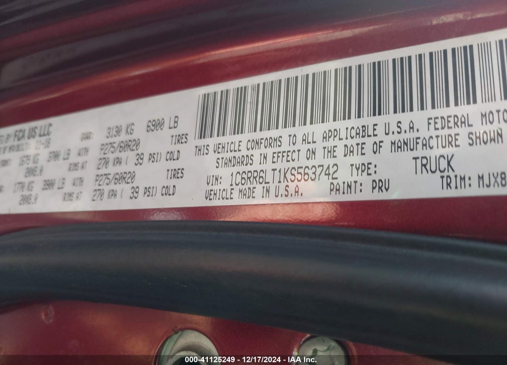 2019 RAM 1500 CLASSIC VIN: 1C6RR6LT1KS563742