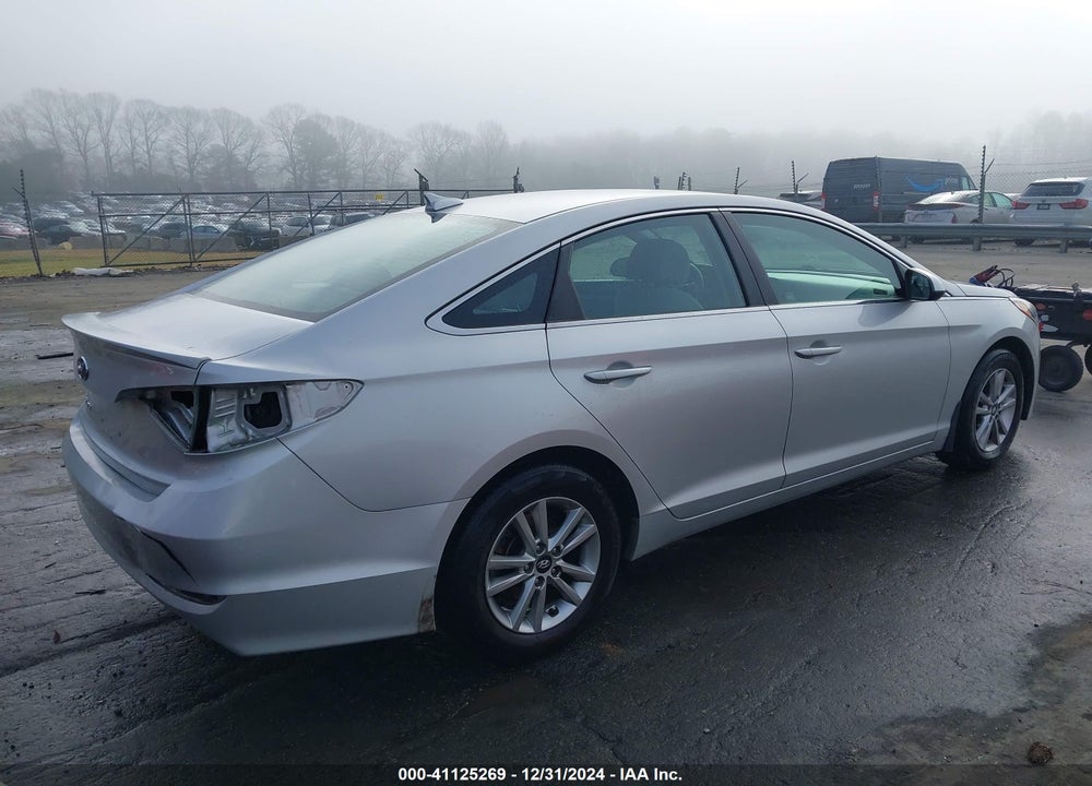 2017 HYUNDAI SONATA SE VIN: 5NPE24AF7HH580890