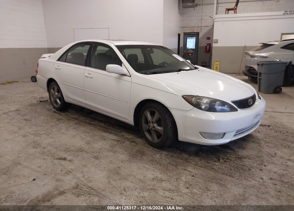 2006 TOYOTA CAMRY SE V6 VIN: 4T1BA32K96U084130