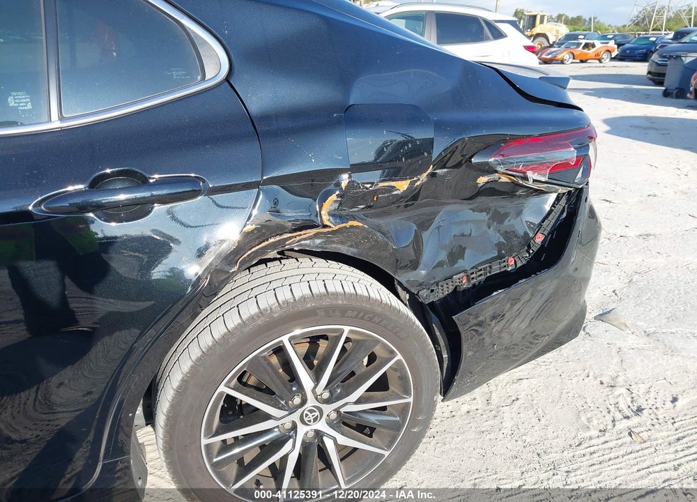 2021 TOYOTA CAMRY SE VIN: 4T1G11AK4MU553360