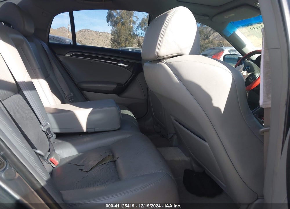 2004 ACURA TL VIN: 19UUA662X4A003290