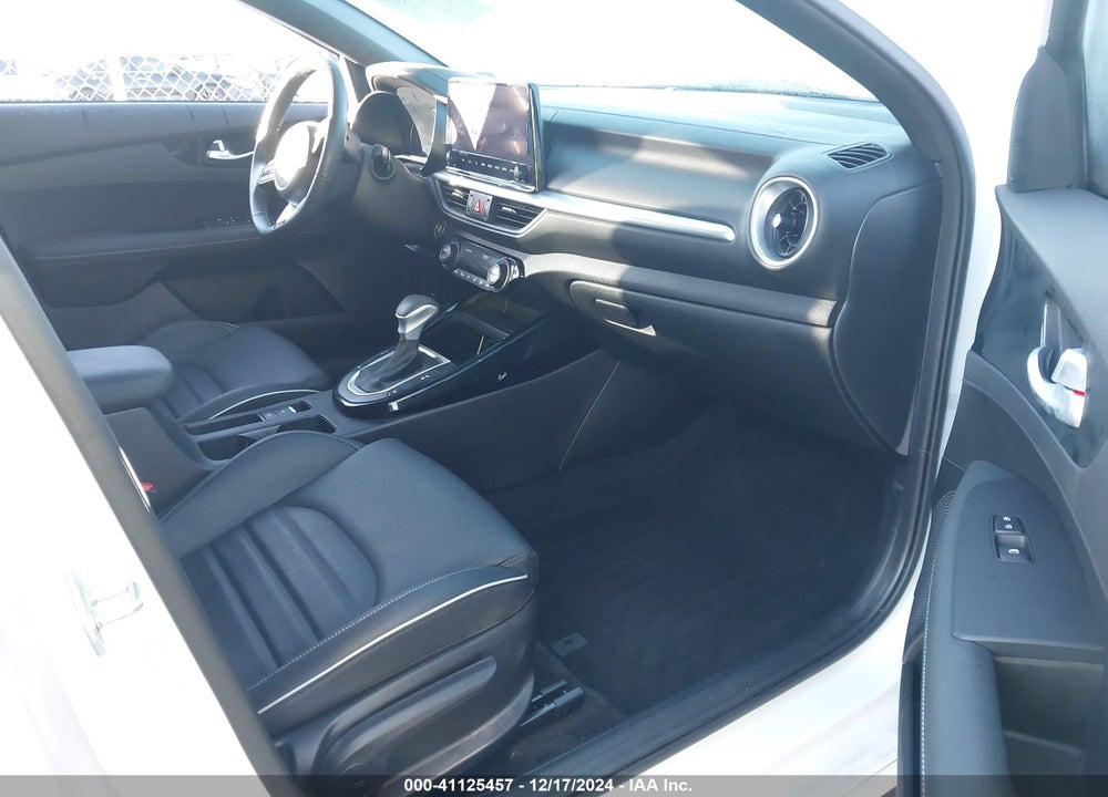 2023 KIA FORTE VIN: 3KPF54AD7PE580157