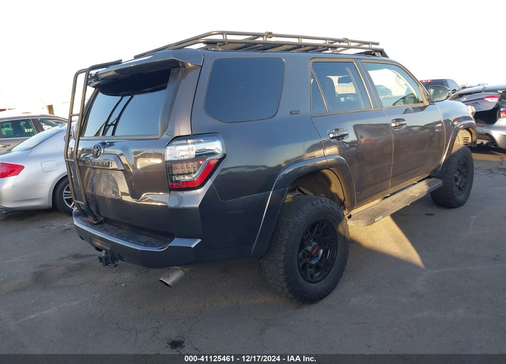 2020 TOYOTA 4RUNNER SR5 PREMIUM VIN: JTEBU5JR2L5751224