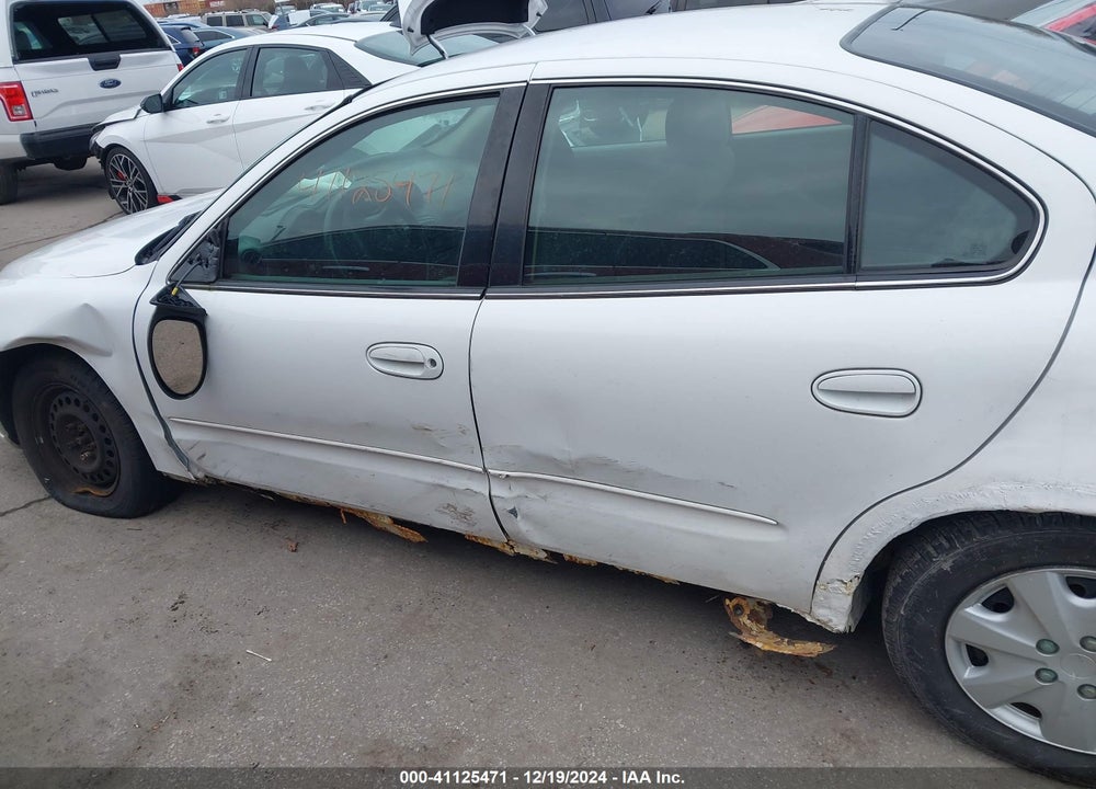 2003 PONTIAC GRAND AM SE VIN: 1G2NE52F43C322847