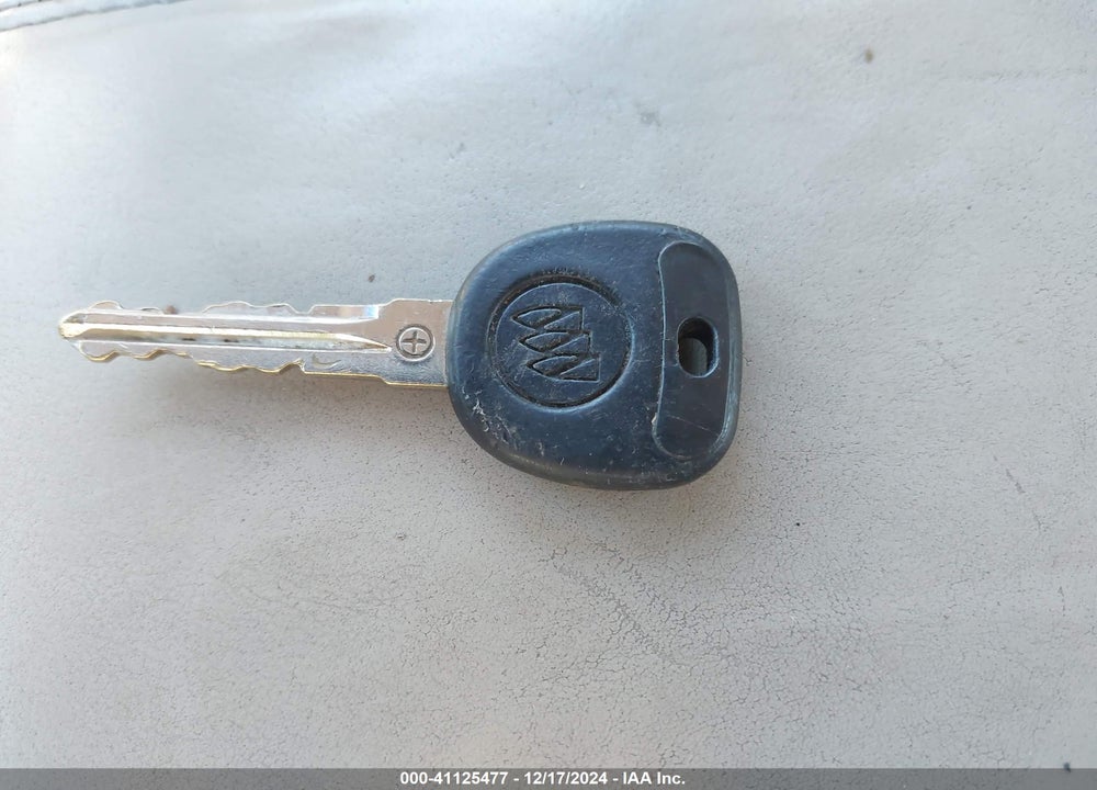2006 BUICK LUCERNE VIN: 1G4HE57Y06U178663