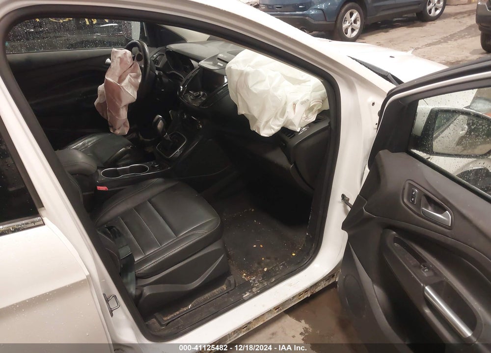 2014 FORD ESCAPE TITANIUM VIN: 1FMCU9J90EUA26824