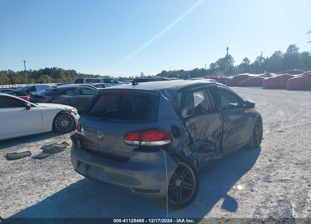 2013 VOLKSWAGEN GOLF 2.0L TDI 4-DOOR VIN: WVWNM7AJ8DW131383
