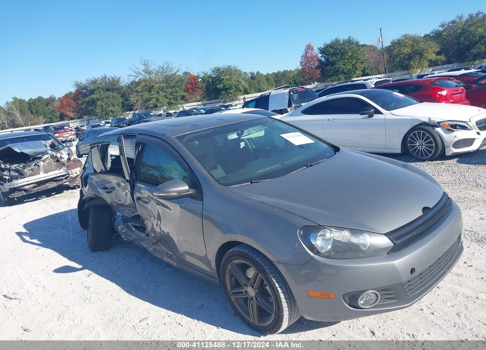 2013 VOLKSWAGEN GOLF 2.0L TDI 4-DOOR VIN: WVWNM7AJ8DW131383