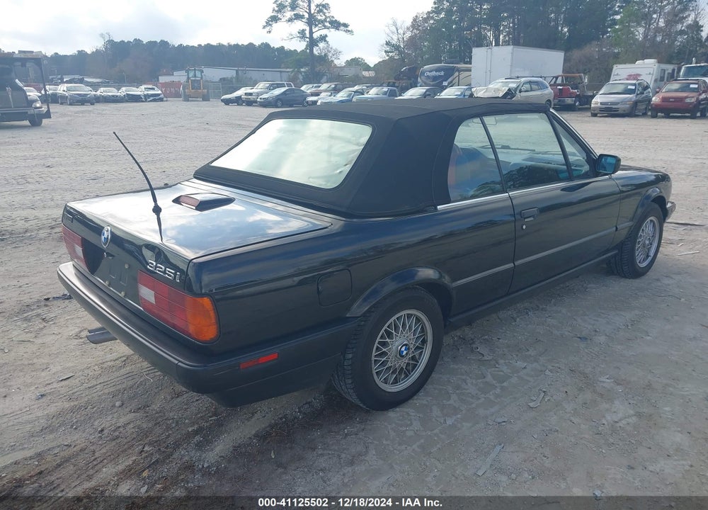 1992 BMW 325 IC VIN: WBABB1313NEC06209