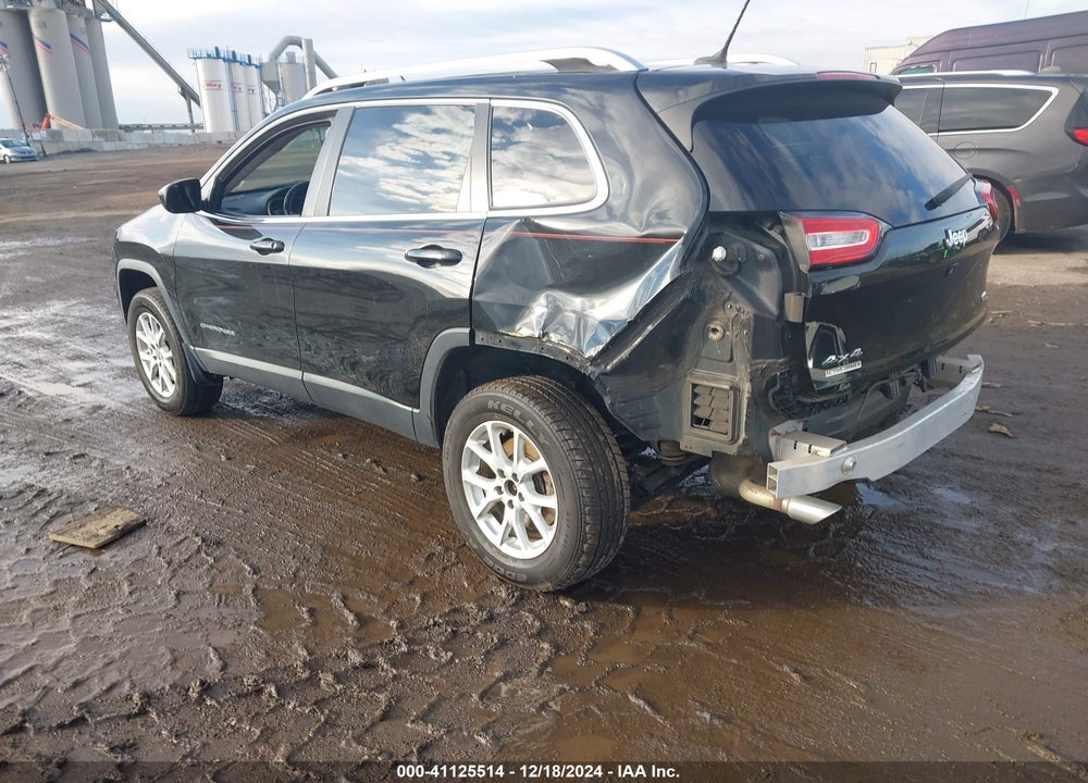 2015 JEEP CHEROKEE LATITUDE VIN: 1C4PJMCB0FW525064