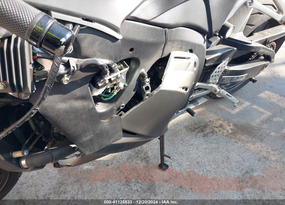 2009 HONDA CBR600 RR VIN: JH2PC40039K204670
