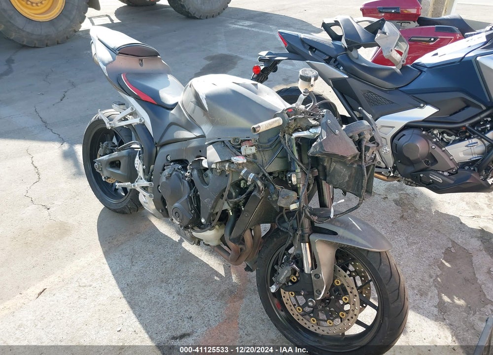 2009 HONDA CBR600 RR VIN: JH2PC40039K204670