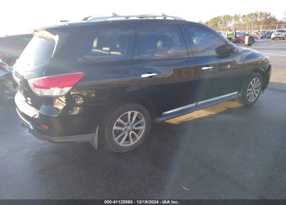 2014 NISSAN PATHFINDER SL VIN: 5N1AR2MM0EC710648