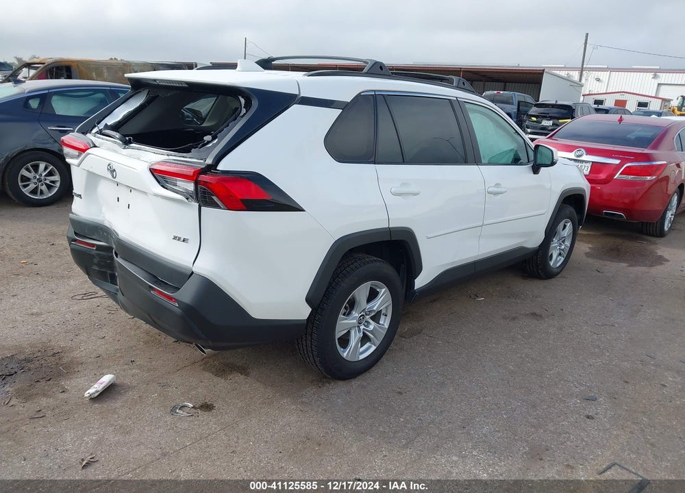 2019 TOYOTA RAV4 XLE VIN: 2T3W1RFV5KW008284