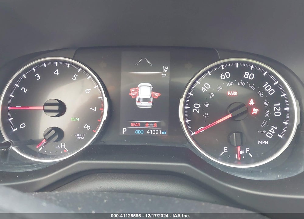 2019 TOYOTA RAV4 XLE VIN: 2T3W1RFV5KW008284