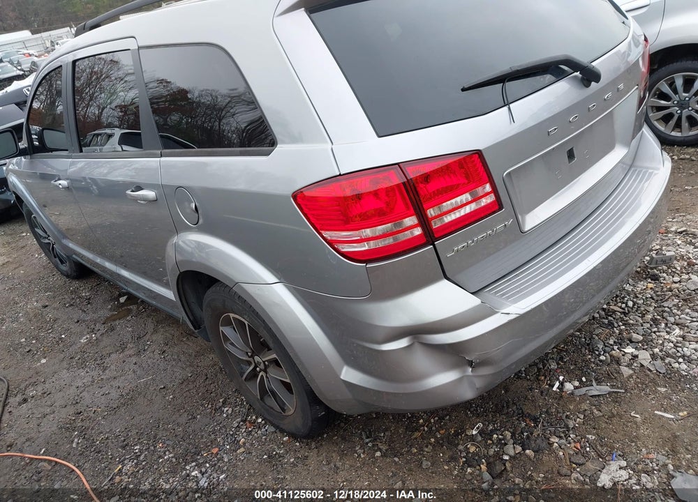 2018 DODGE JOURNEY SE VIN: 3C4PDCAB4JT208620