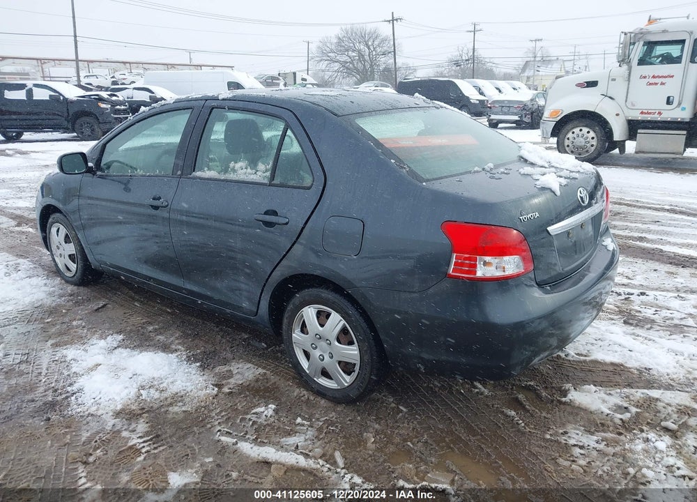 2010 TOYOTA YARIS VIN: JTDBT4K37A1361154