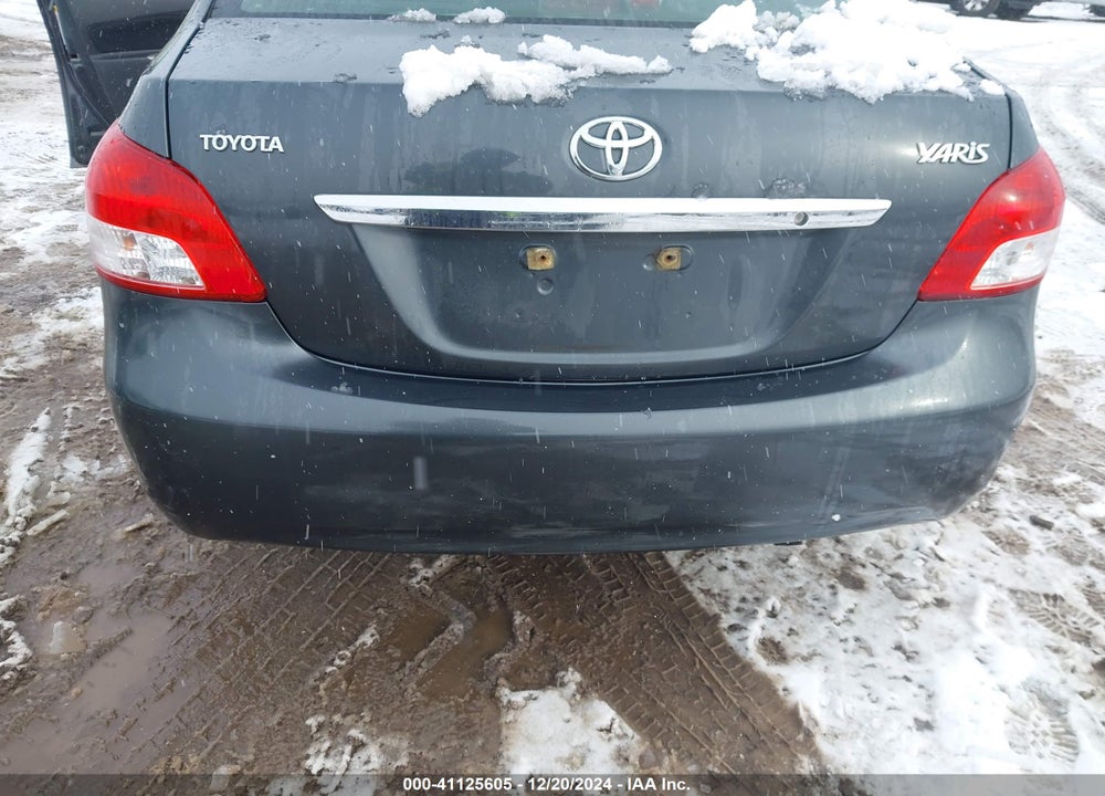 2010 TOYOTA YARIS VIN: JTDBT4K37A1361154