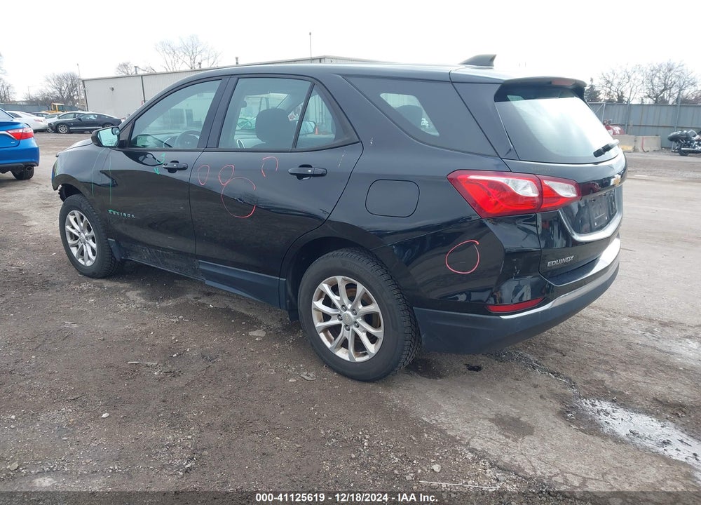 2018 CHEVROLET EQUINOX LS VIN: 3GNAXREV4JL130545