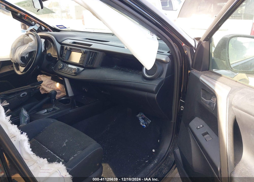 2016 TOYOTA RAV4 XLE VIN: 2T3RFREV9GW473481