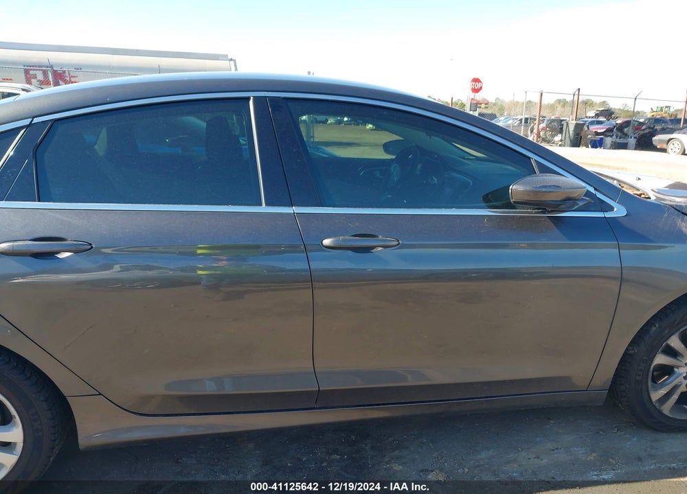 2016 CHRYSLER 200 VIN: 1C3CCCAB7GN114780