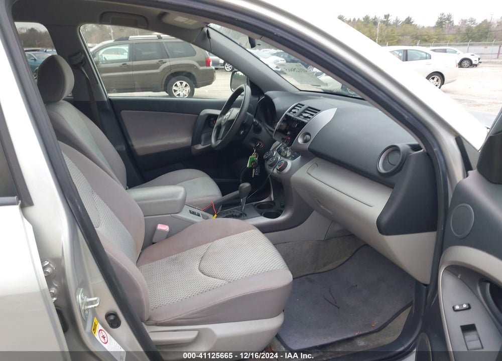 2008 TOYOTA RAV4 VIN: JTMBD33V986057229