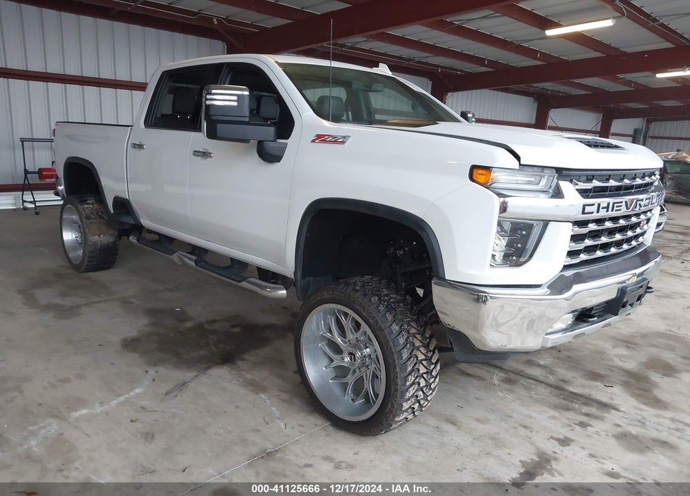 2022 CHEVROLET SILVERADO 2500HD 4WD STANDARD BED LTZ VIN: 1GC4YPE76NF175253