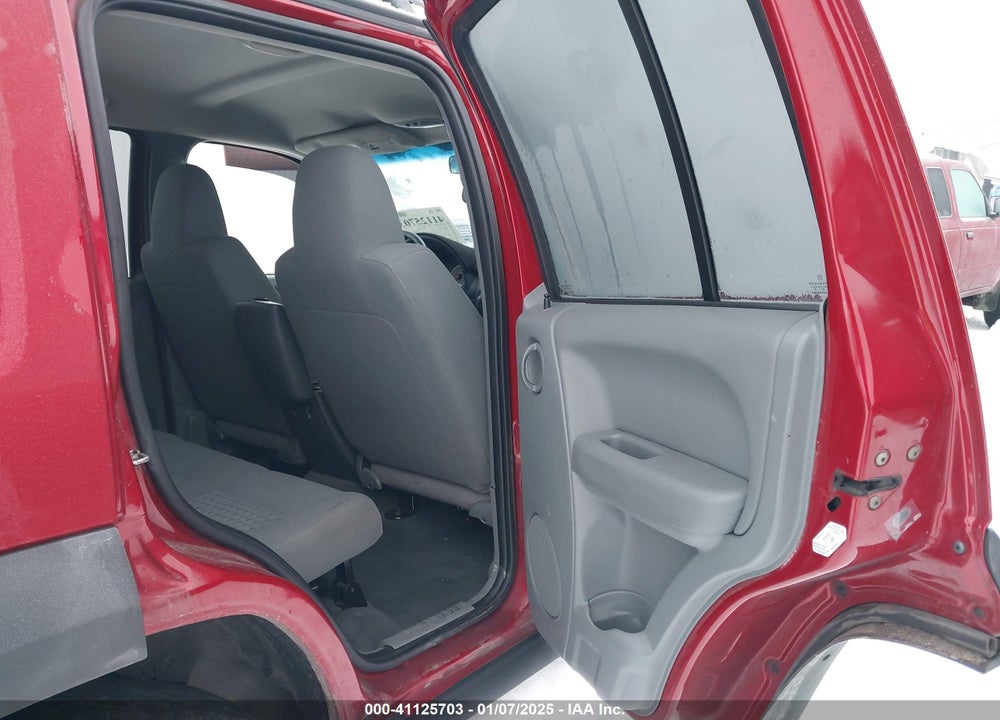 2007 JEEP LIBERTY SPORT VIN: 1J4GL48K27W521368