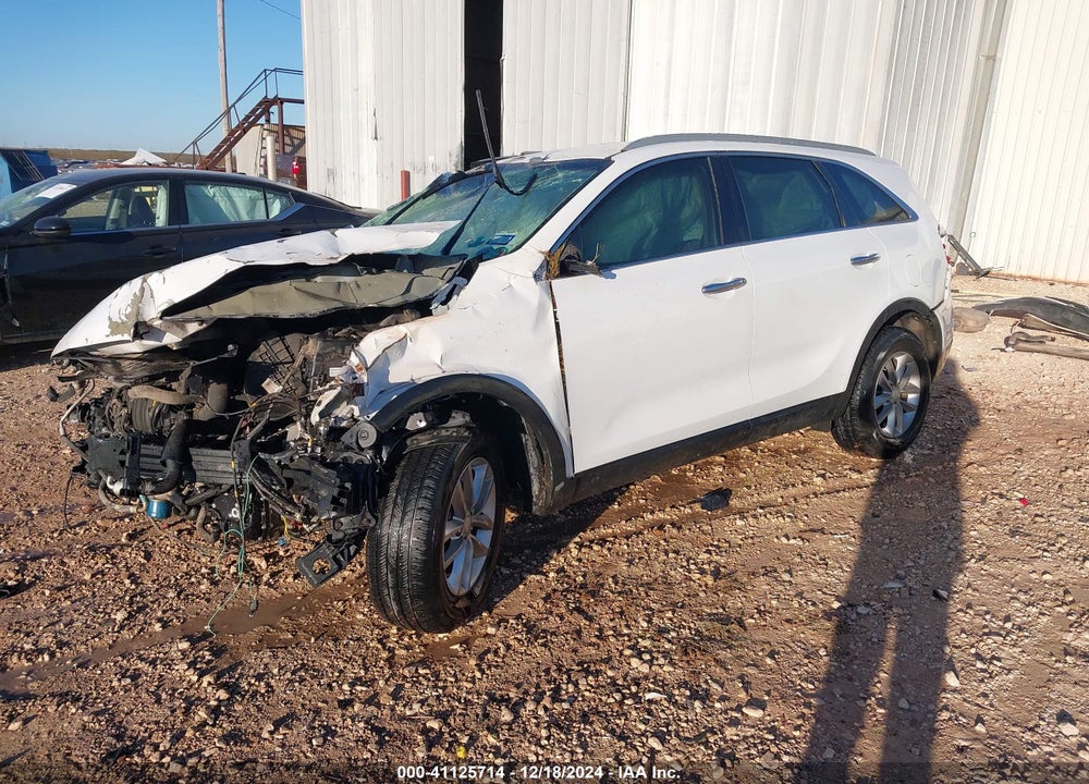 2016 KIA SORENTO 2.4L LX VIN: 5XYPG4A38GG016722