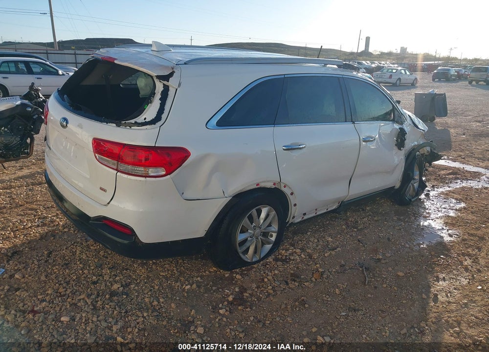 2016 KIA SORENTO 2.4L LX VIN: 5XYPG4A38GG016722