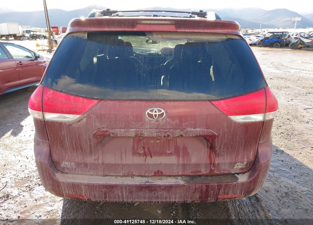 2013 TOYOTA SIENNA XLE 7 PASSENGER VIN: 5TDDK3DC9DS064722