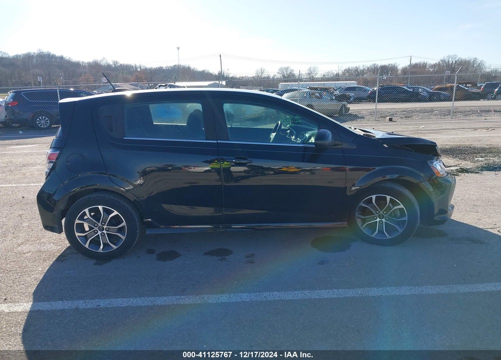 2020 CHEVROLET SONIC VIN: 1G1JD6SB0L4137407