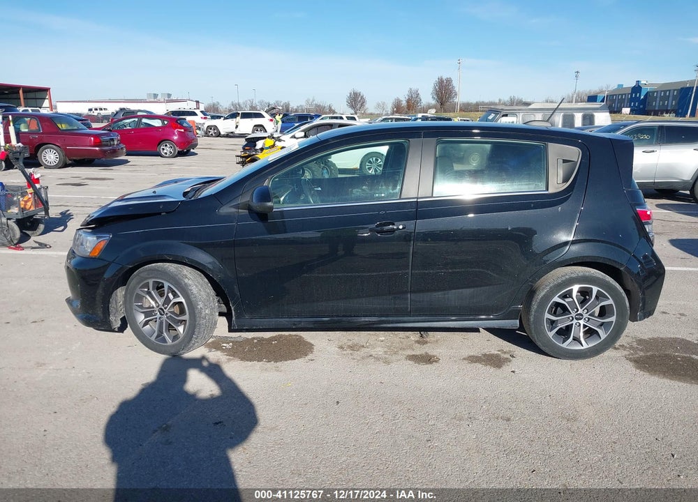 2020 CHEVROLET SONIC VIN: 1G1JD6SB0L4137407